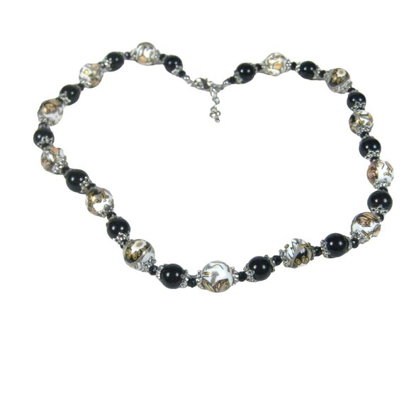 Beaded Necklace Plastic Black Floral Beads 20 Inches Silvertone - Picture 11 of 11